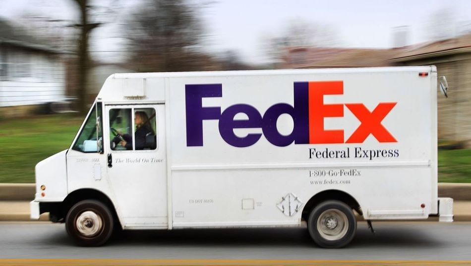 Hundreds of Vape Companies Urge Fedex to Reverse Shipping Ban