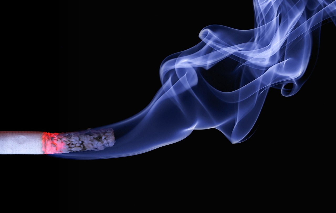 Secondhand Vapor vs. Secondhand Smoke: Which Is More Harmful? Secondhand Vapor vs. Secondhand Smoke: Which Is More Harmful?