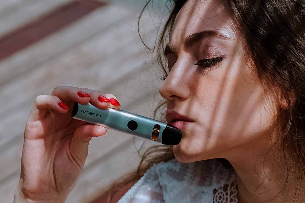 Can Vaping Cause Acne? Tips to Protect Your Skin While Vaping